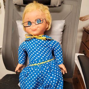 Vintage 1967 Mrs. Beasley Doll*She Talks!!!*Super Clean*Bib* Apron*Repro Glasses
